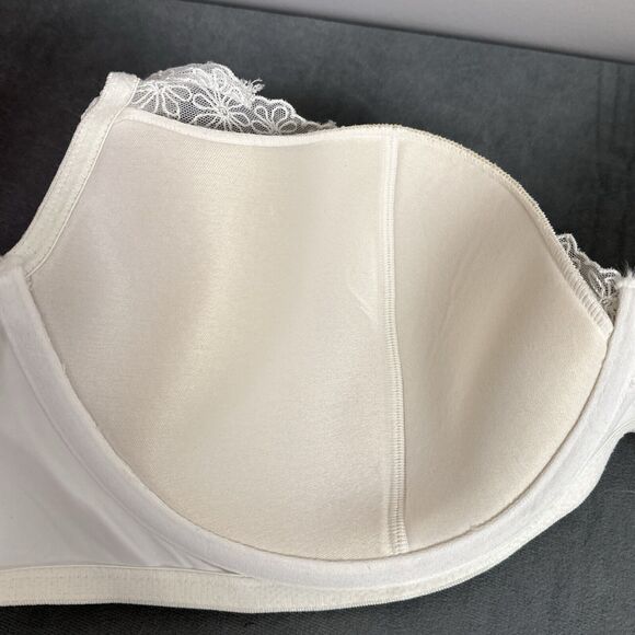 Vintage Vassarette Bra Size 42DD White Flower Mesh Overlay Underwire 75-899 - Picture 8 of 10